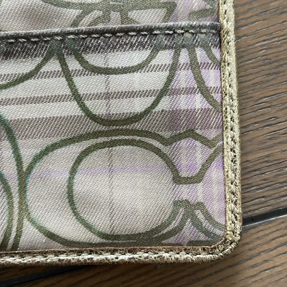 Coach | Key Chain Wallet - Picture 3 of 7